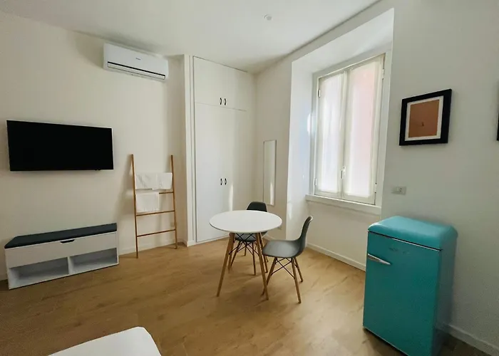 Lomat Apartment